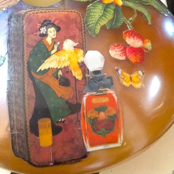 Vintage, handblown glass bud vase. Beautiful amber color. - Picture 4 of 6